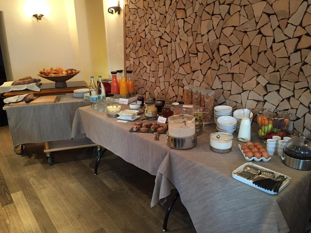 Hotel Restaurant Au Sauvage Фрібур Екстер'єр фото