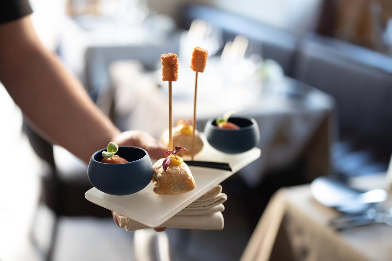 Hotel Restaurant Au Sauvage Фрібур Екстер'єр фото